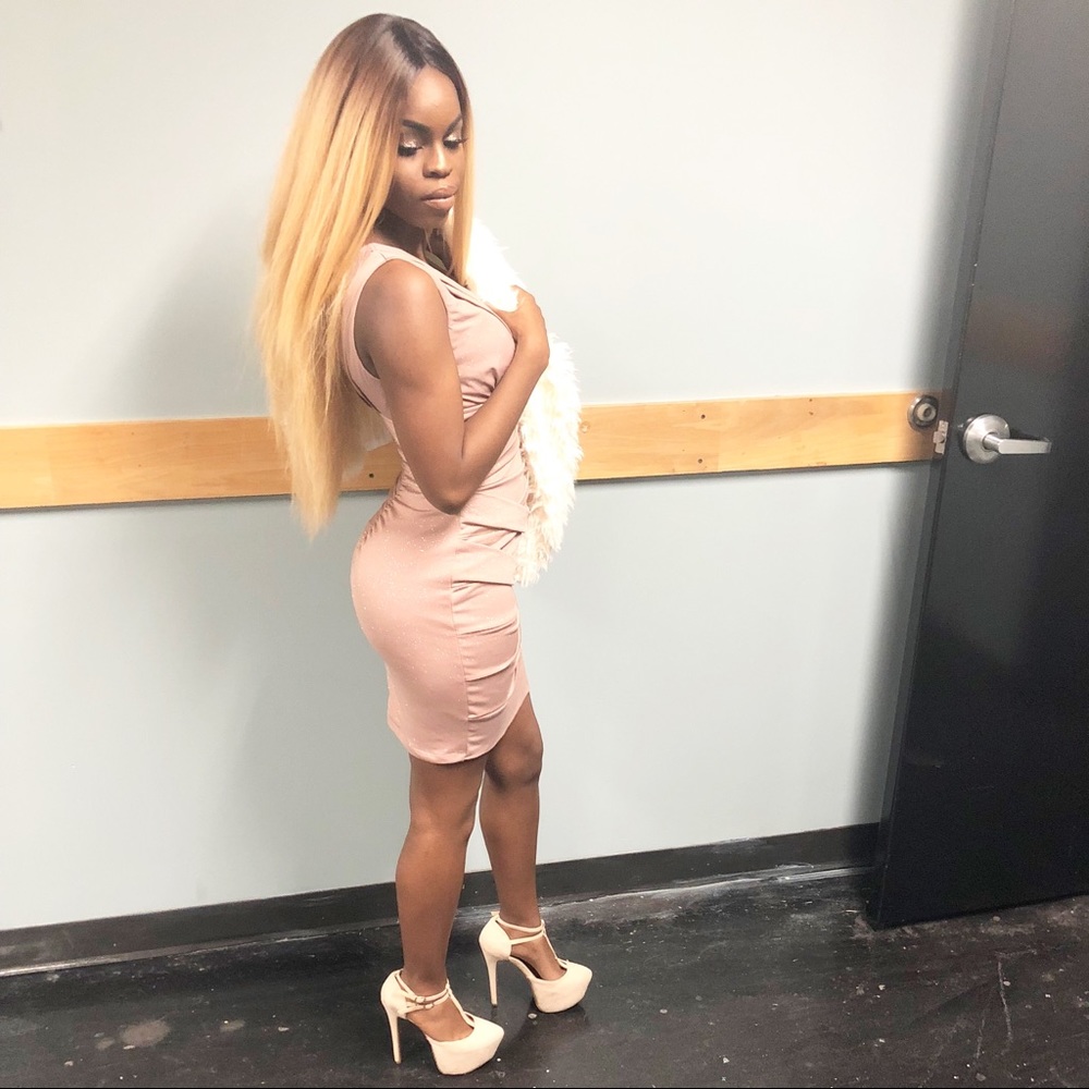 ✨Taupe w/Gold Glitter Sparkle Bodycon Dress ✨